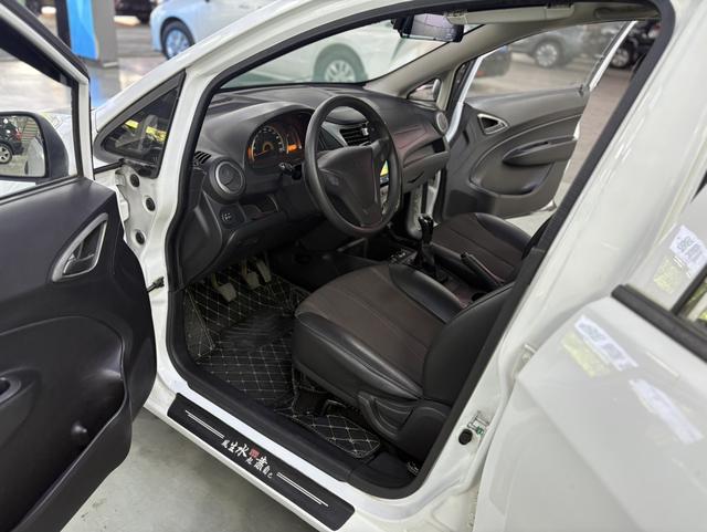 Certificated Pre-Owned SAIC-GM Chevrolet Sail 2013 Sedan 1.4L Manual Ideal Happiness Edition - u21795180