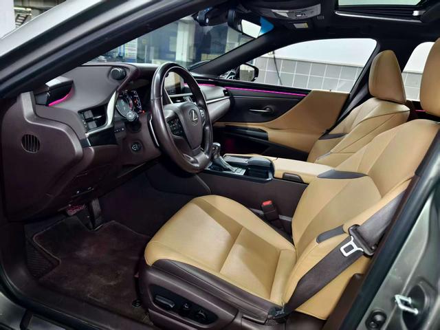 Certificated Pre-Owned Lexus ES 2020 200 Excellence Edition China VI - u22059954