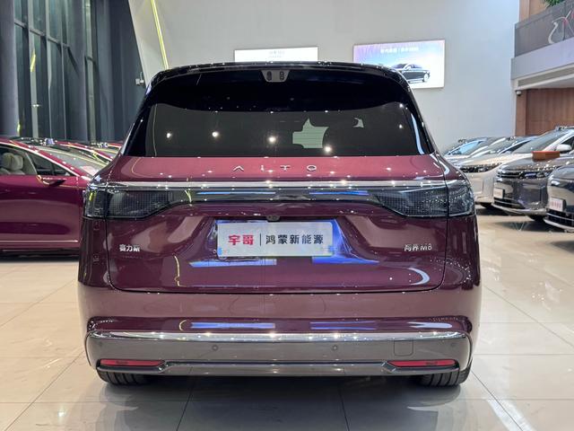 Certificated Pre-Owned Wenjie M8 2025 Edition 235 Extended-Range Version Four-Wheel Drive -u22096871